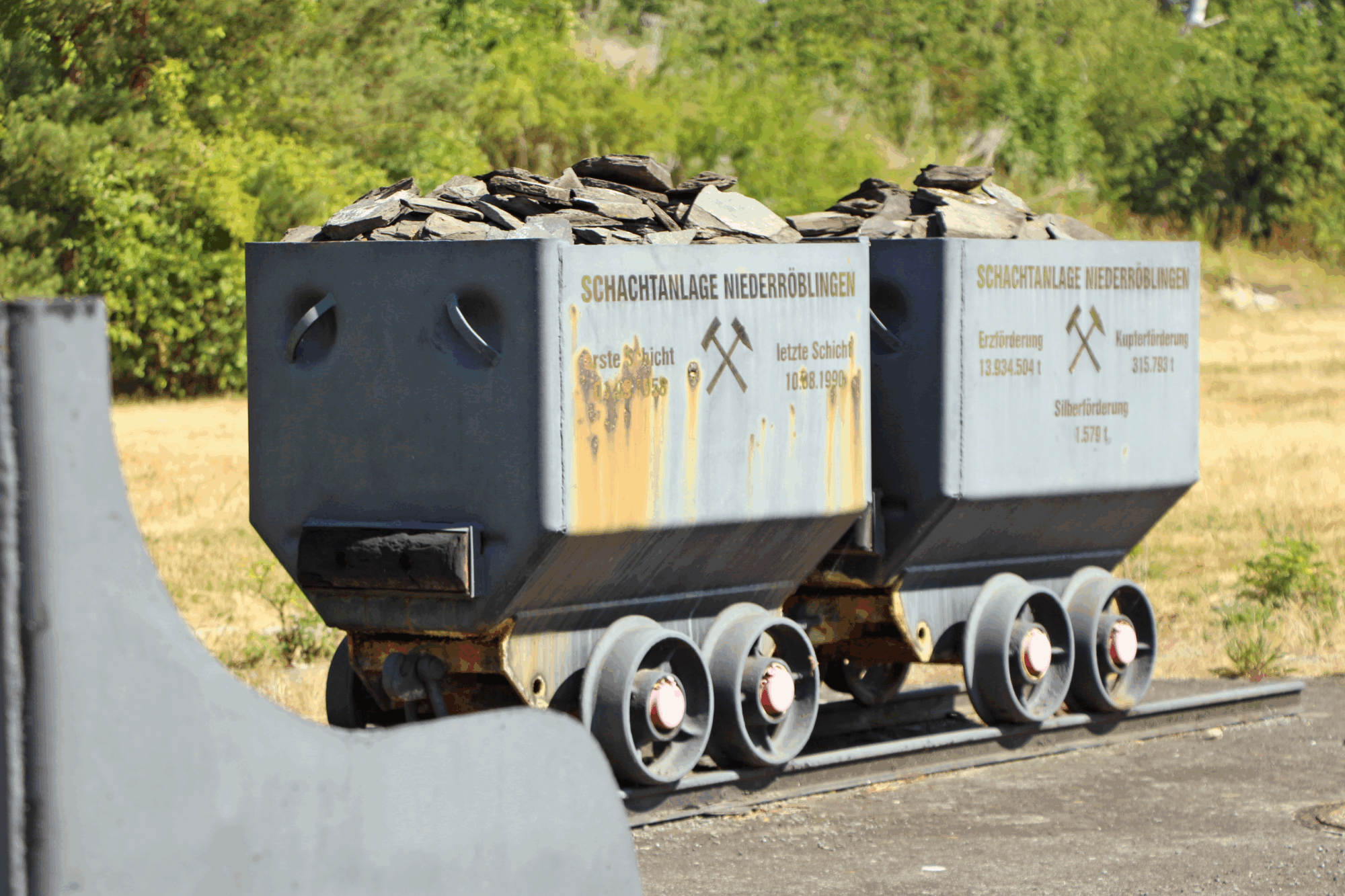 Loren beim Bernhard-Koenen-Schacht 1, © SEG Loren beim Bernhard-Koenen-Schacht 1